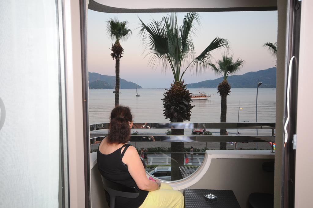Candan Citybeach Hotel Marmaris Esterno foto